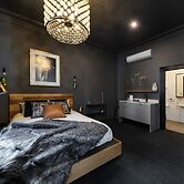 East Brunswick Hotel