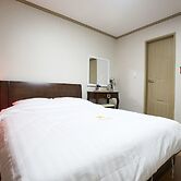 Crystal Residence Hotel