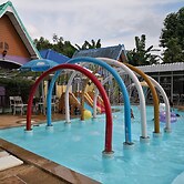 Turfan Hotel and Tigger Park