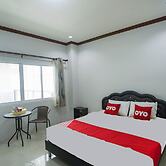 OYO 75394 Sakthong Grand Hotel