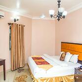 Royal Crest Hotel & Suites