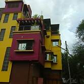 Home Stay World
