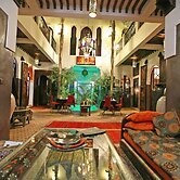 Riad La Porte Rouge By La Siredrah