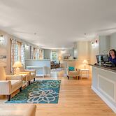 The Admiral's Inn Resort
