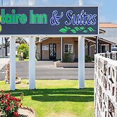 Solaire Inn & Suites