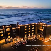 Starfish Manor Oceanfront Hotel