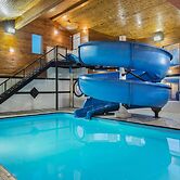 Travelodge by Wyndham Golden Sportsman Lodge