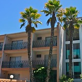 Royal Century Hotel