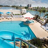 Tiki Hotel Surfers Paradise