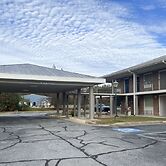 Motel 6 Sandersville, GA