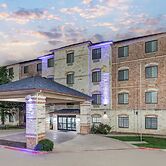 Holiday Inn Express & Suites Granbury by IHG