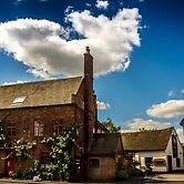 Hundred House Hotel