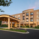 Courtyard by Marriott Richmond North