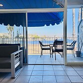 Foghorn Harbor Inn