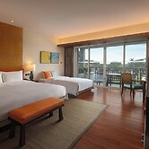 Le Meridien Shimei Bay Beach Resort & Spa
