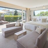 ABaC H&R Barcelona Monument