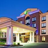 Holiday Inn Express & Suites Smyrna by IHG