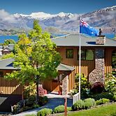 Wanaka Springs Lodge