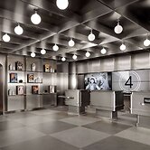 Revery Toronto Downtown, Curio Collection by Hilton