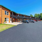 Quality Inn & Suites Munising