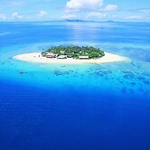 Beachcomber Island Resort