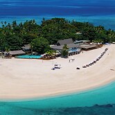 Beachcomber Island Resort
