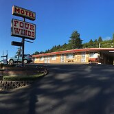 Four Winds Motel