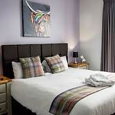 The Knowes Hotel & Restaurant