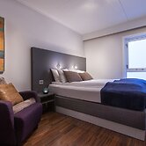 Enter Viking Hotel