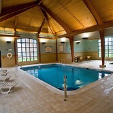 Hawthorn Suites by Wyndham Williamsville Buffalo Airport