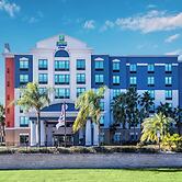 Holiday Inn Express & Suites, International Drive by IHG