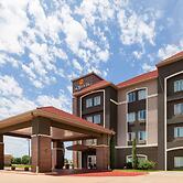 La Quinta Inn & Suites by Wyndham Brownwood