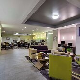 La Quinta Inn & Suites by Wyndham Huntsville Airport Madison