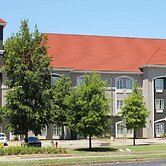 La Quinta Inn & Suites by Wyndham Huntsville Airport Madison