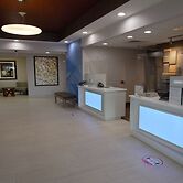 Holiday Inn Express & Suites Somerset Central by IHG