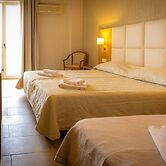 Malia Bay Beach Hotel & Bungalows