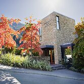 Queenstown Park Boutique Hotel