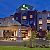 Holiday Inn Express Hotel & Suites Kodak East - Sevierville by IHG