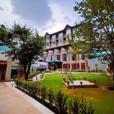 Sterling Manali