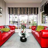Kenley Hotel