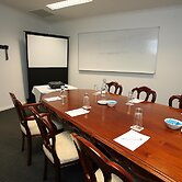 Oaks Townsville Hotel
