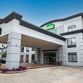 Wingate by Wyndham Lafayette Airport