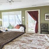 Laurel Grove Inn on the South