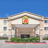 Super 8 by Wyndham IAH West/Greenspoint