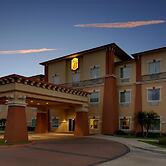 Super 8 by Wyndham Hidalgo/McAllen Area