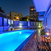 7 Palms Hotel Apartments