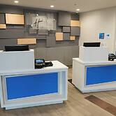 Holiday Inn Express Hotel & Suites East Lansing by IHG