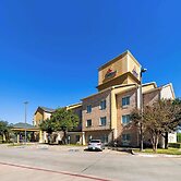 Comfort Inn & Suites Near Lake Lewisville