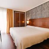 Torreluz Centro Hotel