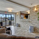 Blue Creek Inn